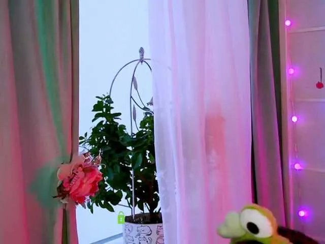 0------0 on BongaCams 