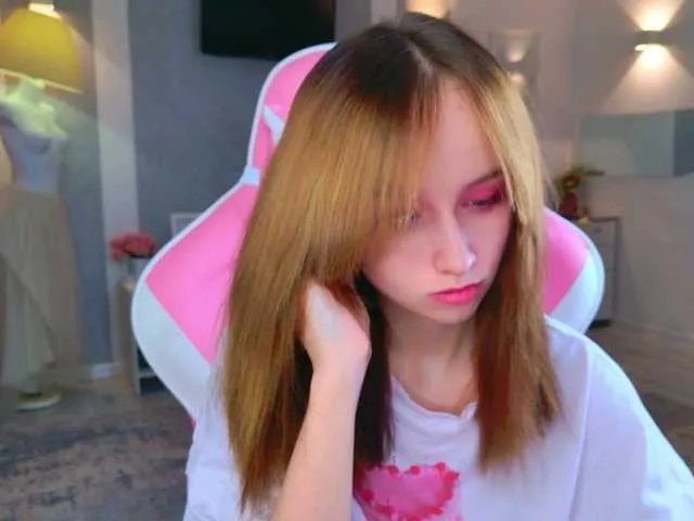 b4by-lol1 on BongaCams 