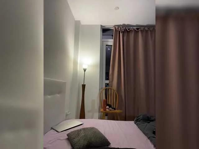 Chiculya on BongaCams 