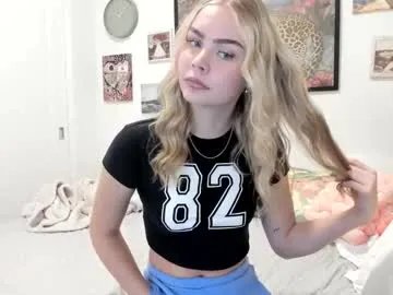 ariah_is_blonde on Chaturbate 