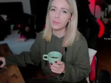 kimilee22 on Chaturbate 