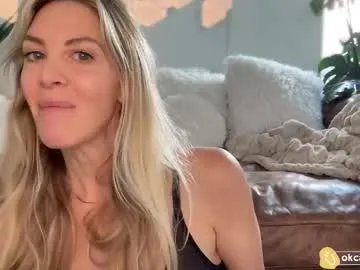 oh_ok_cassidy on Chaturbate 