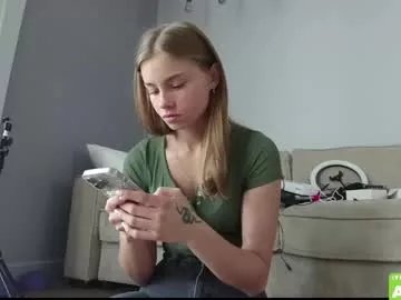 roxxxie_reid on Chaturbate 
