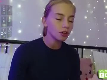 roxxxie_reid on Chaturbate 