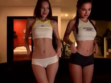 tootightwithbra on Chaturbate 