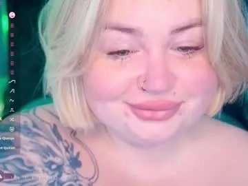 zarareign_ on Chaturbate 