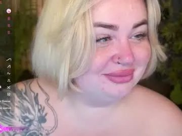 zarareign_ on Chaturbate 